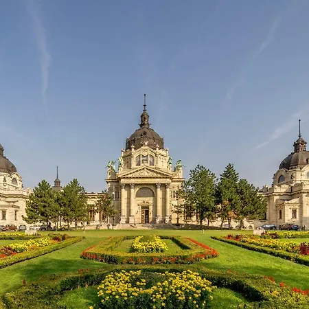 Lägenhet Mystic Budapest
